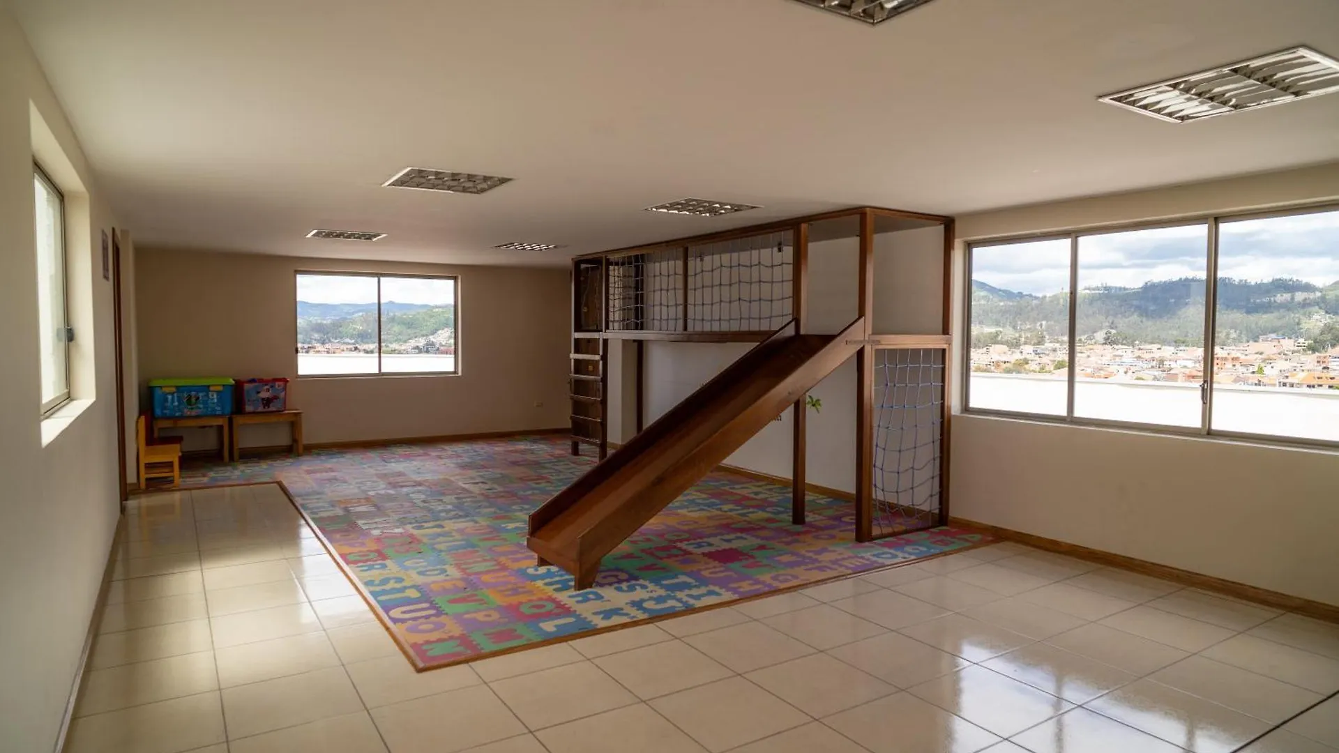 La Esmeralda 54 Cuenca